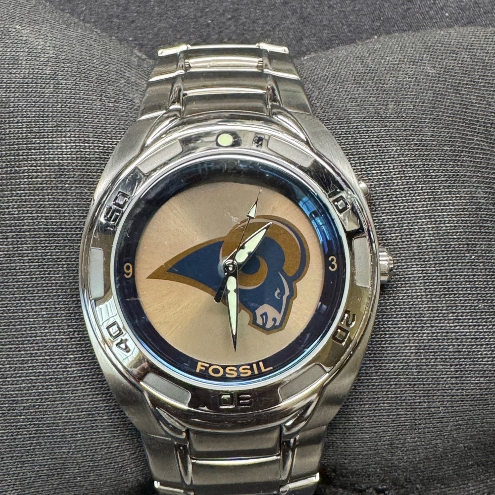 Fossil NFL Rams Kaleido Flashing Logo Watch